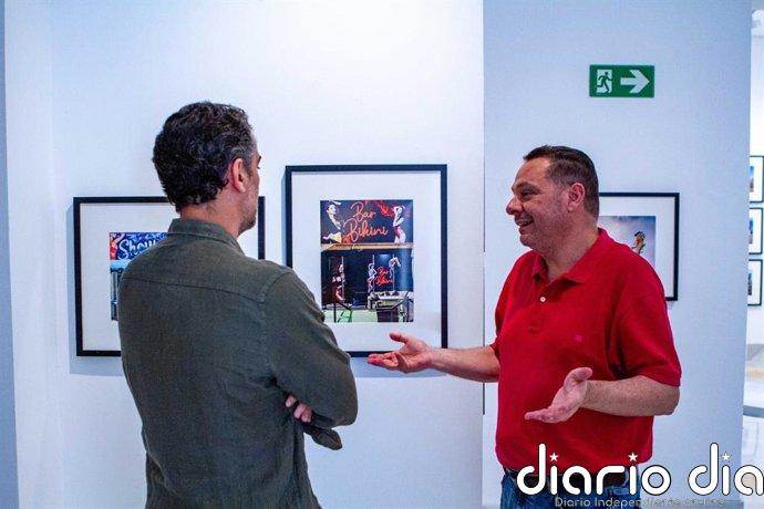 Inaugurada en Almería la exposición 'Nais Club' del fotógrafo Fréderic Volkringer en el Espacio 2