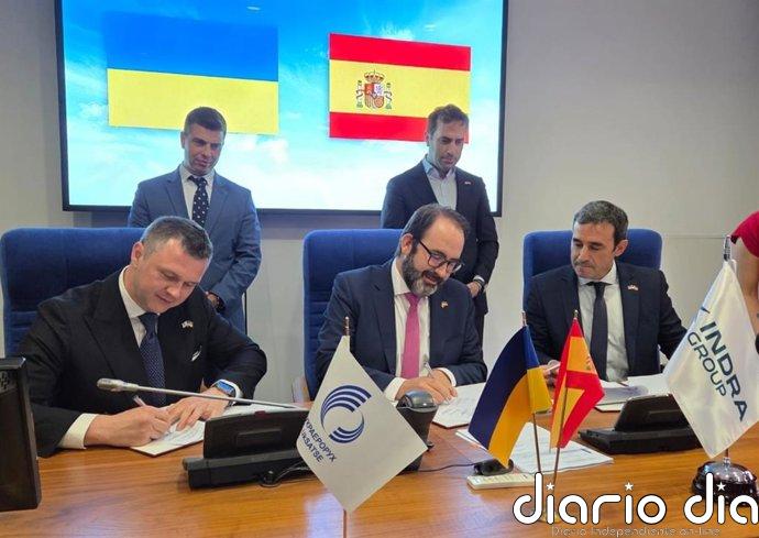 Indra firma un acuerdo en Ucrania para apoyar la recuperación de sus sistemas de tráfico aéreo