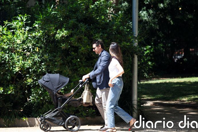 Jonathan Andic se refugia en su familia. Sus imágenes más entrañables con Paula Nata y su bebé