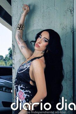 Juicy BAE publica 'Perreando a escondidas': "En el rap soy top 3 y estoy por delante de algunos hombres, es la realidad"