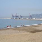 La aprobación en segunda vuelta del proyecto de ley de tabaco amplía a las playas los espacios libres de humo
