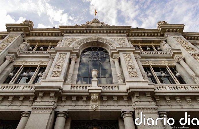 La banca restringe la oferta de crédito en el segundo trimestre y prevé seguir así durante el verano