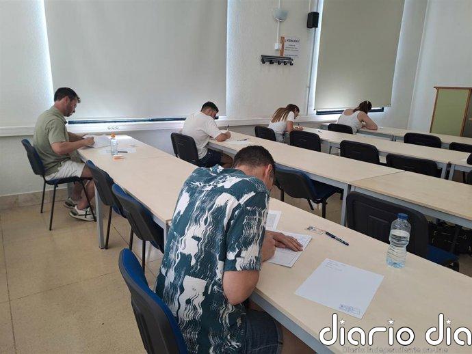 La Comunidad analizará con los sindicatos las oposiciones de auxiliares de Enfermería