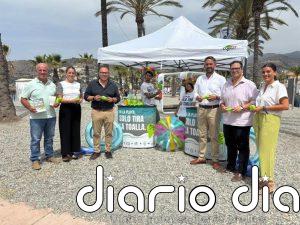 La Diputación de Granada impulsa una campaña para promover el cuidado y la limpieza de las playas de la Costa Tropical