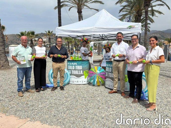 La Diputación de Granada impulsa una campaña para promover el cuidado y la limpieza de las playas de la Costa Tropical