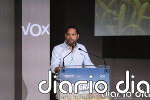 La dirección de Vox se congratula del acuerdo en Andalucía y destaca que se ha confeccionado "pensando en España"
