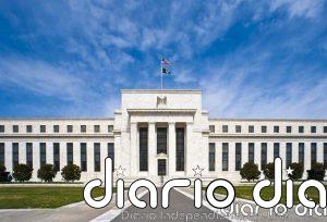 La Fed mantiene estables los tipos de interés, pero rompe su unanimidad