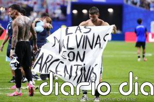 La FIFA está "evaluando" posibles sanciones a Argentina por la pancarta de las Malvinas