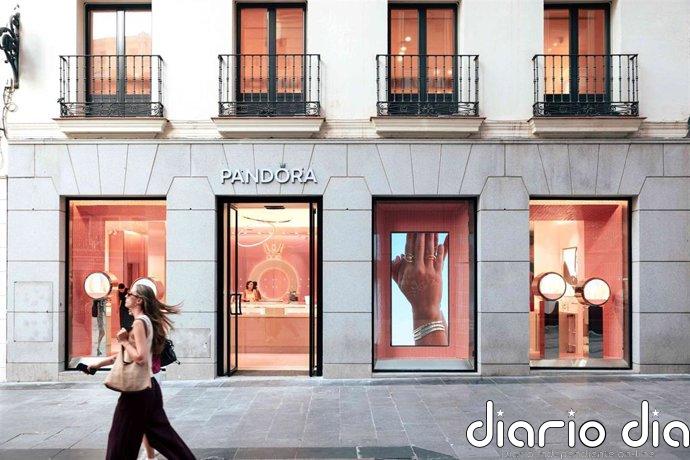 La firma de joyería Pandora acelera su expansión en España con una apertura en Madrid