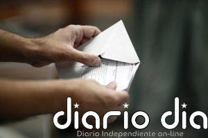 La JEC estudia este jueves peticiones para suspender el voto por correo de los emigrados y sobre la 'ley de nietos'