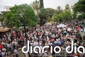 La oposición en el exilio aplaude las protestas contra Saied en el quinto aniversario de la disolución del Parlamento