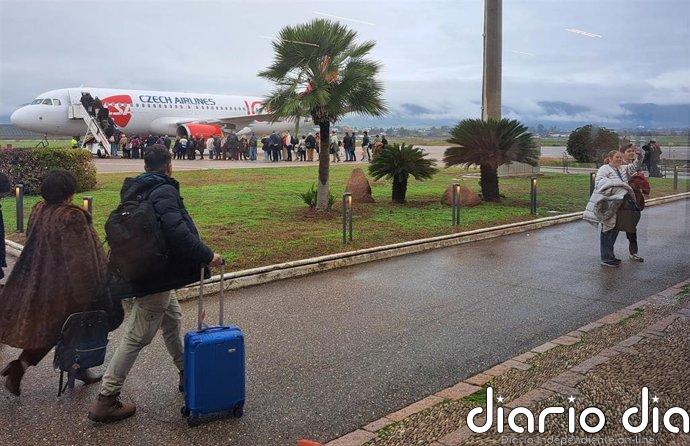 La Plataforma 'Aeropuerto Ya' de Córdoba celebra los dos años de vuelos regulares y continúa reclamando mejoras