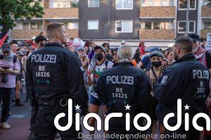La policía alemana identifica a un presunto autor islamista del atropello masivo durante el Orgullo en Berlín