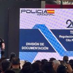 La Policía espera elevar este año "ampliamente" las 1,7 millones de tarjetas de extranjero de 2025 por la regularización