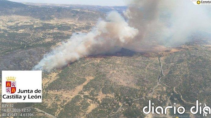 La "rápida respuesta" del Infocal permite estabilizar el incendio de El Barraco (Ávila) tras una reproducción