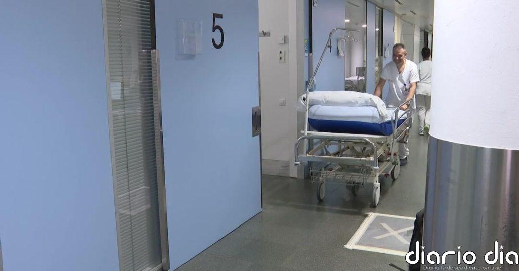 La sanidad pública aprueba pese a las listas de espera