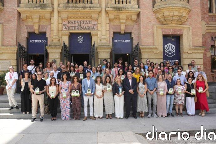 La Universidad de Córdoba reconoce el compromiso ambiental de la comunidad universitaria y la empresa Dumads