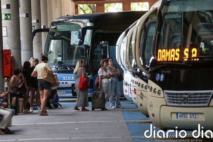 La Xunta denuncia que el mapa estatal de buses "reduce un 32%" las rutas con parada en Galicia y presenta alegaciones