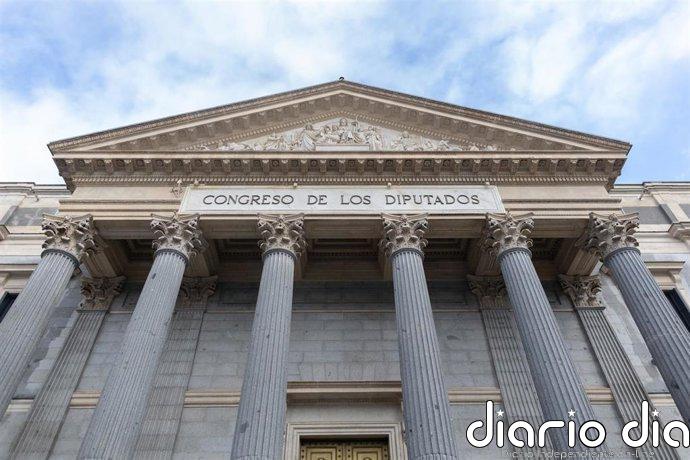 Las Cortes y el Gobierno se alían para celebrar los 50 años de las elecciones del 1977 y la Constitución de 1978