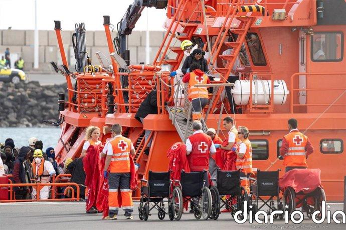 Las llegadas de migrantes de forma irregular a la Península por vía marítima repuntan un 19,38%, hasta las 3.086