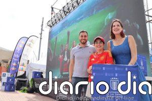 Las Palmas de Gran Canaria ultima los preparativos para seguir la final del Mundial entre España y Argentina