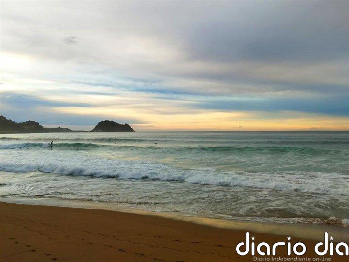 Las playas de Zarautz, Santiago en Zumaia, Deba, Ondarbeltz y Puerto en Mutriku vuelven a tener baño libre