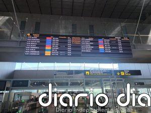 Los aeropuertos gallegos rozan los 480.000 pasajeros en junio, casi 140.000 más que en mayo tras abrir el de Santiago