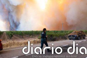 Los desalojados por el incendio de Fermoselle (Zamora) advierten de que ya se habían librado "otros años"