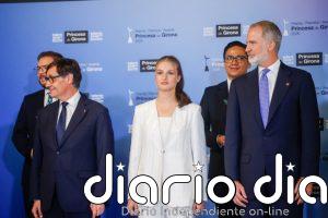 Los looks de la princesa Leonor y la infanta Sofía en los Premios Princesa de Girona 2026: de dónde son y cuánto cuestan