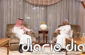 Los ministros de Exteriores de Omán y Arabia Saudí abordan la situación en el estrecho de Ormuz