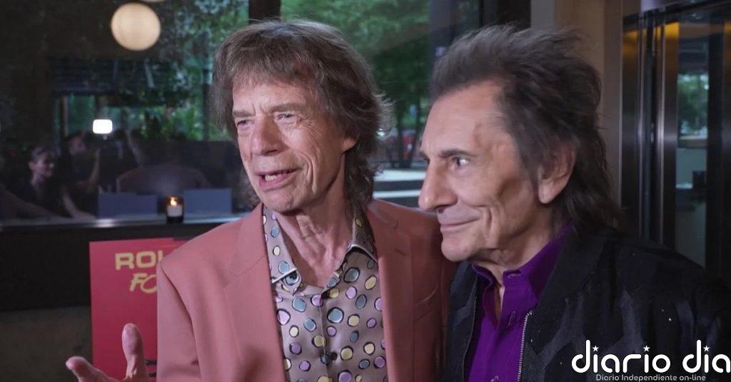 Los Rolling Stones anuncian su nuevo disco 'Foreign Tongues' con un espectáculo de drones en Londres