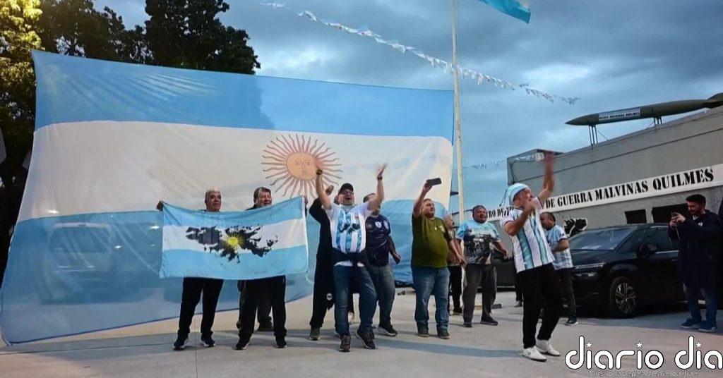 Los veteranos de la Guerra de Malvinas celebran con emoción el triunfo de Argentina ante Inglaterra