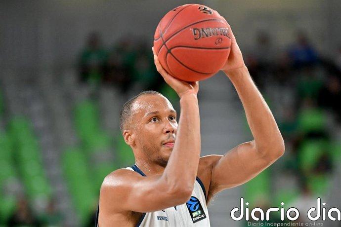 Louis Olinde también se va del Kids&Us Manresa
