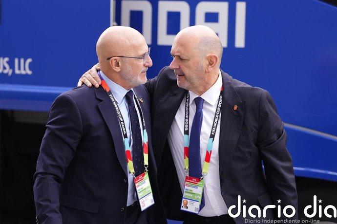Louzán: "De la Fuente es el mejor entrenador del mundo, y el mejor de la historia de España"