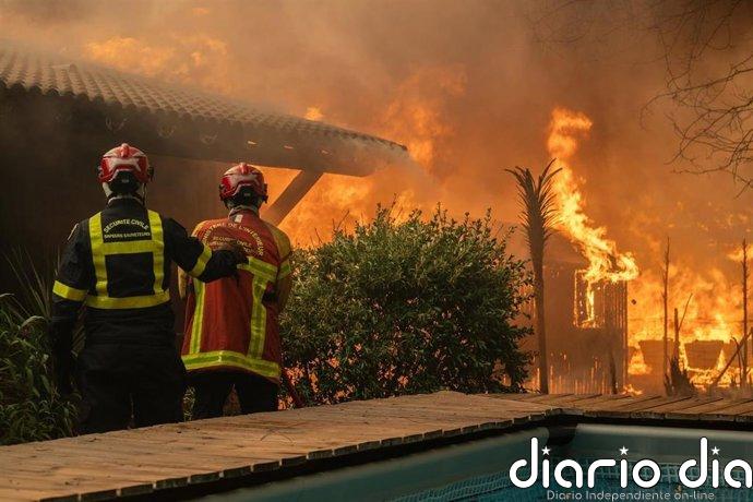 Macron pide al Ejército movilizarse por los incendios, que han quemado más de 14.000 hectáreas en el suroeste de Francia