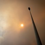 Madrid enfrenta el "peor incendio de su historia", la prioridad es salvar vidas y prepara nuevos desalojos