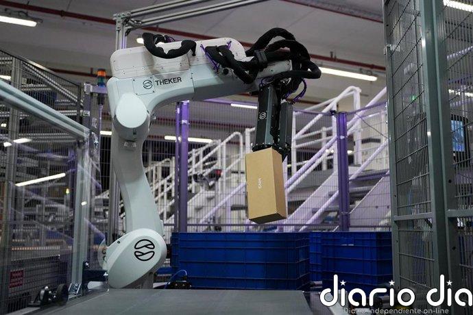 Mango colabora con Theker para desarrollar proyectos de robotización en su centro logístico