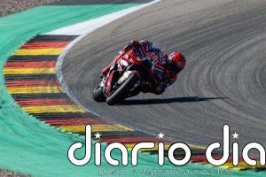 Marc Márquez reina en Sachsenring y aprieta al líder Martín
