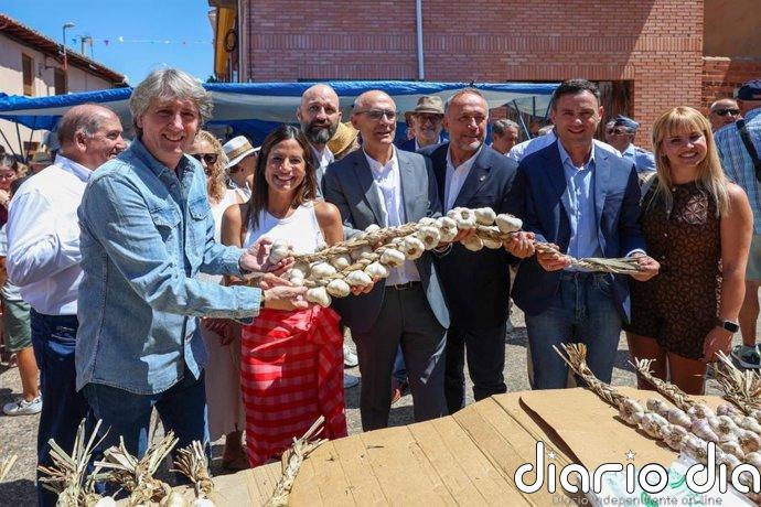 Martínez contrapone el compromiso de los ayuntamientos con la Comunidad a la "gestión de la inercia" de la Junta