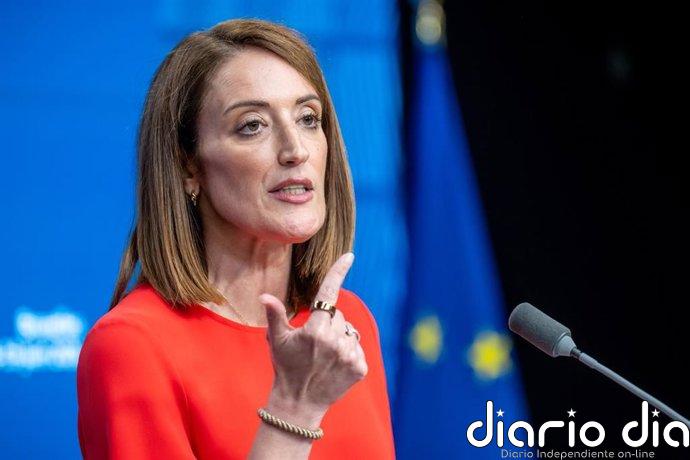Metsola reprueba los gritos racistas de eurodiputados tras aprobar la directiva de retorno y anuncia medidas