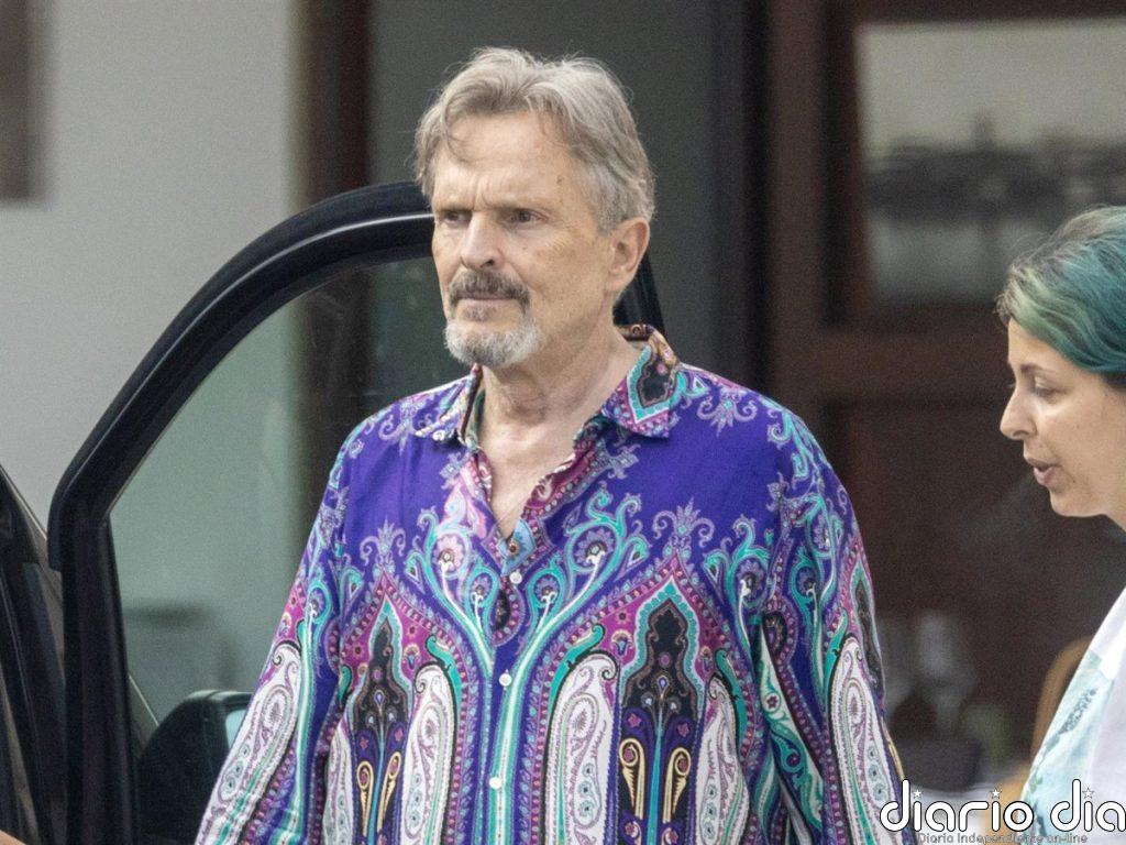 Miguel Bosé reaparece tras su mudanza a Andorra y revela sus planes para el verano