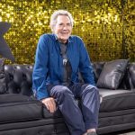 Miguel Ríos reivindica que es un "ser político" y pide el fin del "genocidio" en Gaza durante un concierto en Marbella