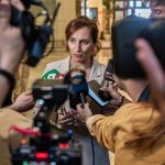 Mónica García dice que en el caso Zapatero se necesitan "pruebas" y no "un juicio paralelo" y "social"