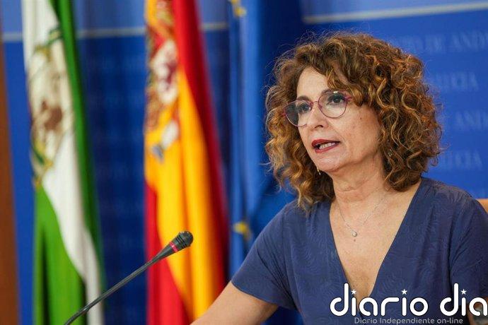 Montero pide a Moreno ser él quien comparezca por el incendio de Almería y aclarar a Vox qué opina del cambio climático