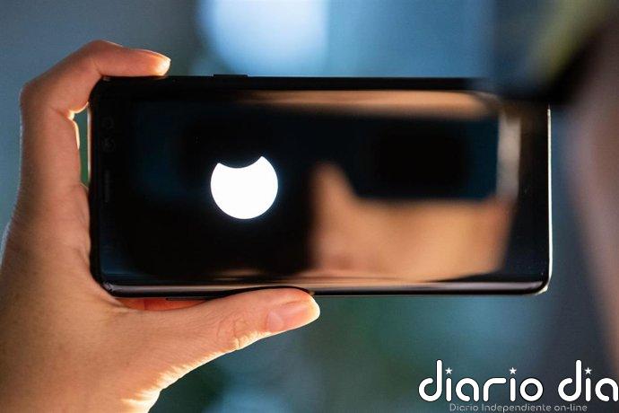 Observar el eclipse sin protección adecuada puede causar daños irreversibles en los ojos: Por qué no vale cualquier gafa