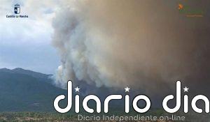 Ocho localidades más de la provincia de Toledo son evacuadas debido a la evolución del incendio de Burgohondo
