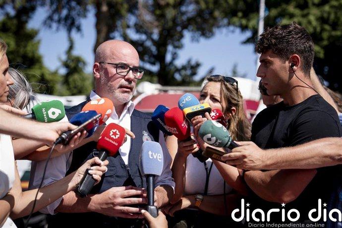 Ordenan la evacuación de Zarzalejo y Navalagamella ante el avance del incendio hacia El Escorial