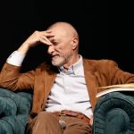 Pérez-Reverte publicará el 20 de octubre su nueva novela, 'La hipótesis más peligrosa'