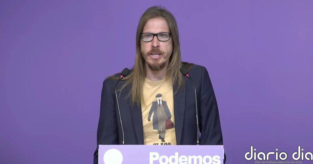 Podemos califica a Rajoy de "racista asqueroso" por sus "racistas, xenófobas e inaceptables" palabras sobre la selección francesa de fútbol