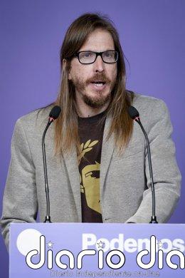 Podemos tacha de "racista asqueroso" a Rajoy por sus palabras sobre la selección francesa y ve posible delito de odio Archivo - El secretario de Organización y portavoz de Podemos, Pablo Fernández